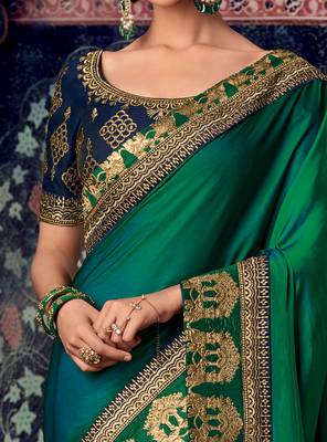 Dark parrot green woven silk saree with blouse 3