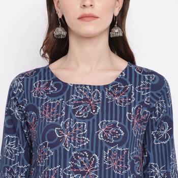 Women'S Foil Print & Hand Work Straight Cotton Blue Kurti 6