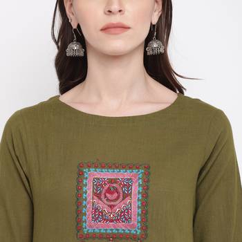 Women'S Embellished Straight Cotton Dark Green Kurti 6