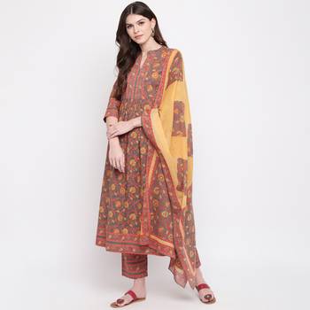 Women'S Floral Print & Hand Work Flared With Side Cut Cotton Grey Kurti & Palazzo With Dupatta 6
