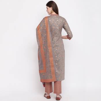 Women'S Foil Print & Hand Work Straight Cotton Grey Kurti & Palazzo With Dupatta 3