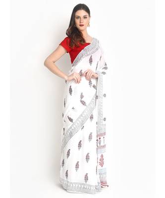 White Hand Block Printed Cotton Malmal Saree With Traditional Design & Red Tessels on Pallu 3