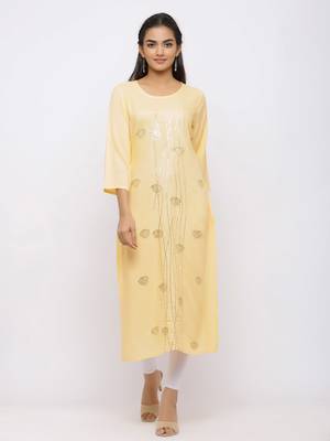 Women's  Peach Rayon Slub Embroidered Straight Kurta 1