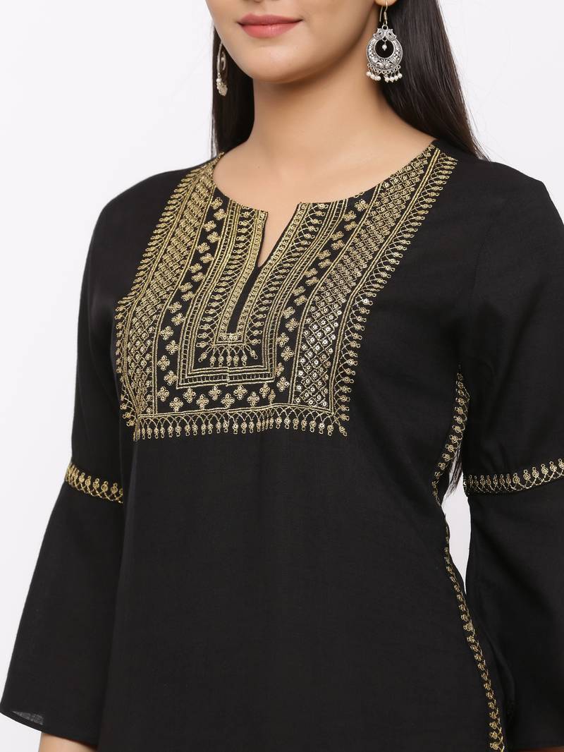 Women's  Black Rayon Slub Embroidered Straight Kurta