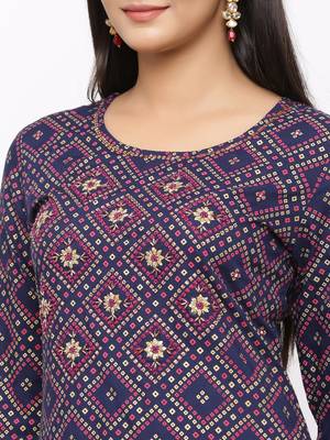 Women's  Navy Blue Rayon Slub & Cotton Print Straight Kurta Skirt Set 2