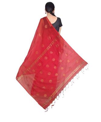 Red Hand Weaving Work Cotton Silk Ball Design Handloom saree With blouse 2