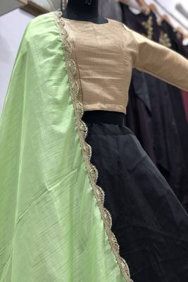 Black embroidered art silk semi stitched lehenga 3