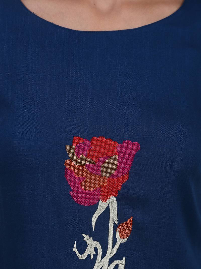 Blue embroidered rayon short-kurtis
