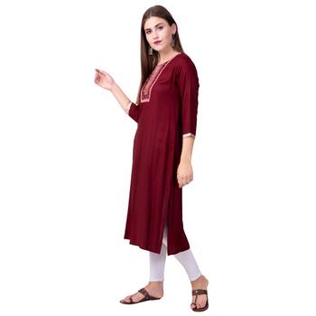 Women Embellished Rayon Straight Kurta 4