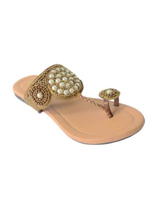 Flat ethnic footwear  1