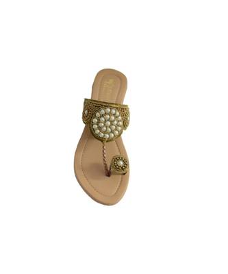Flat ethnic footwear  4