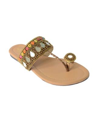 Flat ethnic footwear  1