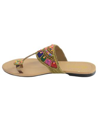 Flat ethnic footwear  2