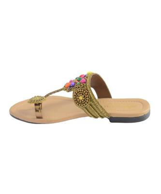 Flat ethnic footwear  2