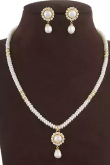 Natural Fresh Water Pearl Set of Authenticity
