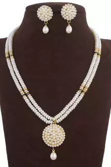 Natural Fresh Water Pearl Set of Authenticity
