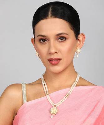 Natural Fresh Water Pearl Set of Authenticity 5