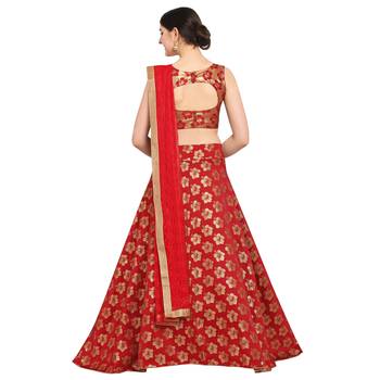 Women'S Red Semi Stiched Woven Jacquard Lehenga Choli 2