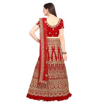 Women'S Red Semi Stiched Embroidered Velvet Lehenga Choli 2