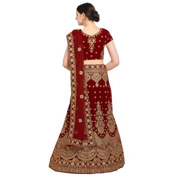 Women'S Maroon Semi Stiched Embroidered Velvet Lehenga Choli 2
