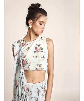 Blue Printed Saree with blue choli 4