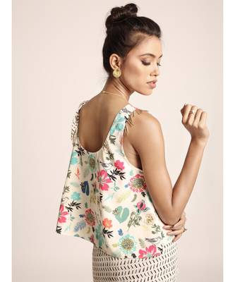 Cream Printed Top with Saree 4