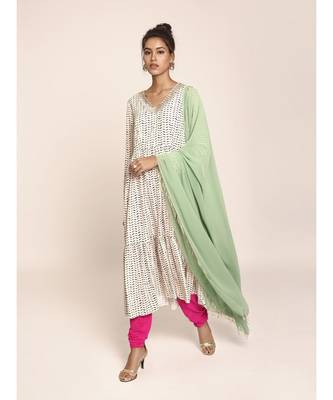 Payal Singhal Hot Pink Colour Soft Net Churidar and Green Colour Art Georgette Dupatta 1