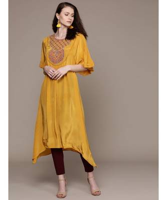 Ritu Kumar Yellow Half Sleeve Solid Kurta With Embroidered Yoke 4