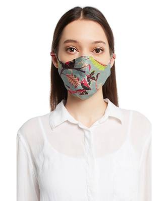 PS Pret by Payal Singhal Giraffe and Chintz Print Reversible 3 Ply Mask with Pouch 1