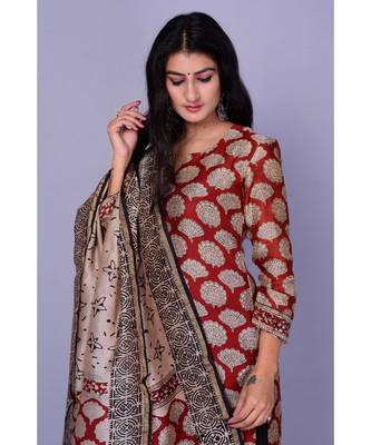 Maroon and Black Chanderi Suit Set 3