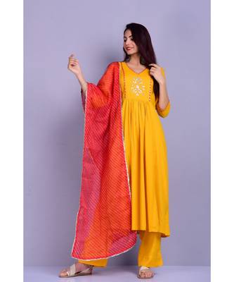 Mustard Suit with red leheriya Stole 2