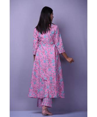 Baby Pink Printed Suit Set 5