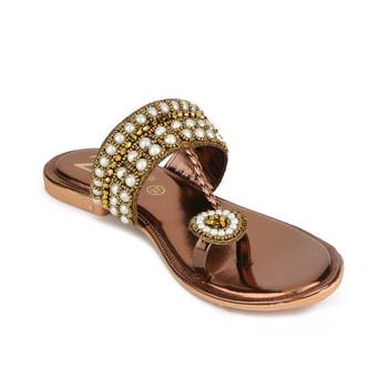 Flat ethnic footwear  1
