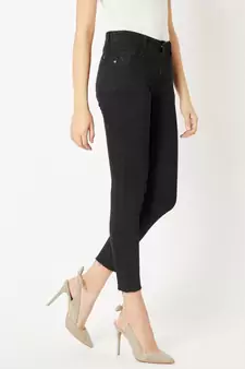 Addicted Crop Jeans