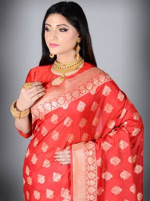 Red Faux Chiffon Banarasi Silk Saree 2