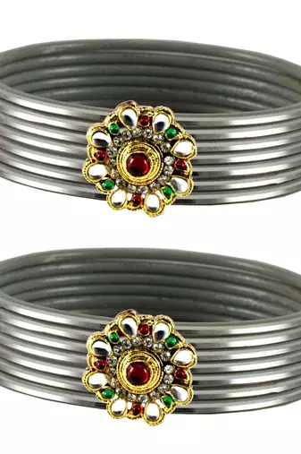 Traditional Bangles Color Silver