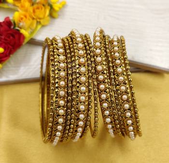Gold bangles-and-bracelets 1