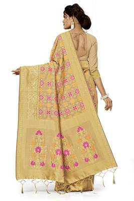 Beige woven banarasi silk saree with blouse 3
