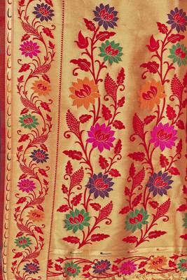 Red woven banarasi silk saree with blouse 4