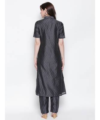 Grey shirt collar, conceled placket, chanderi, short sleeve kurta 4