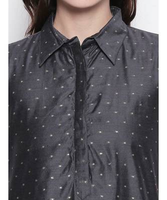 Grey shirt collar, conceled placket, chanderi, short sleeve kurta 5