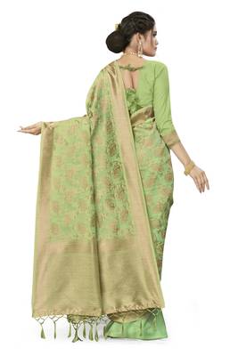Green Woven Art Silk Saree With Blouse 3