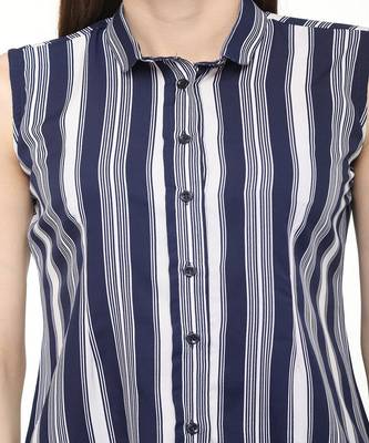 Blue printed crepe tops 3