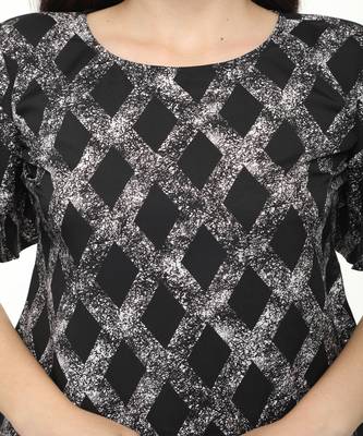 Black printed crepe tops 3