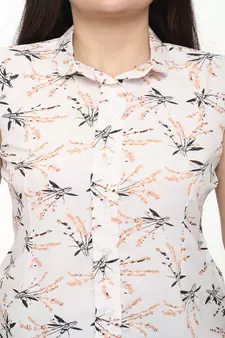 Off white printed crepe tops
