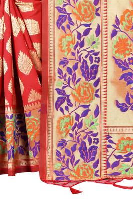 Red woven banarasi silk saree with blouse 4