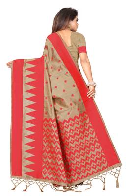 Beige woven banarasi silk saree with blouse 3