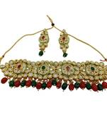 Multicolor pearl necklaces