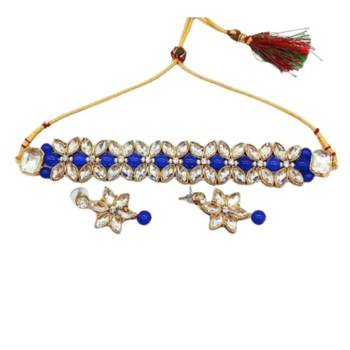 Blue pearl necklaces 1