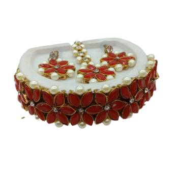 Maroon pearl necklaces 1